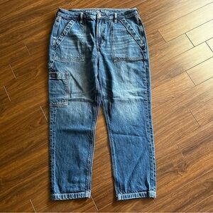 American Eagle cargo/carpenter style Mom jeans ankle length size 12(stretch)